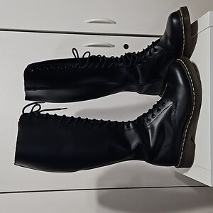 Dr. Martens Knee High Boots US 10 EU 42